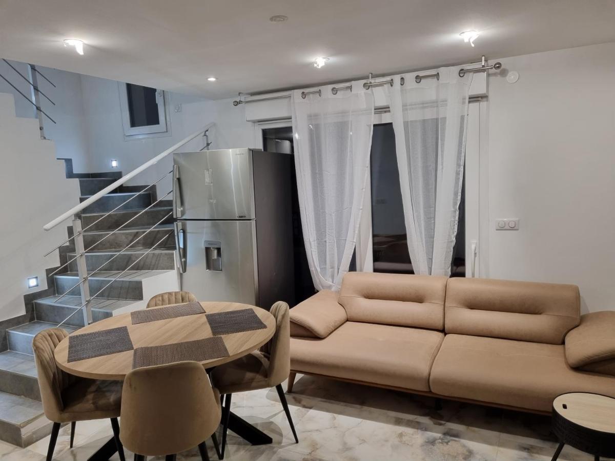 Jolie Maison, Balneo Lumino Therapie Et Terrasse Colmar Exterior foto